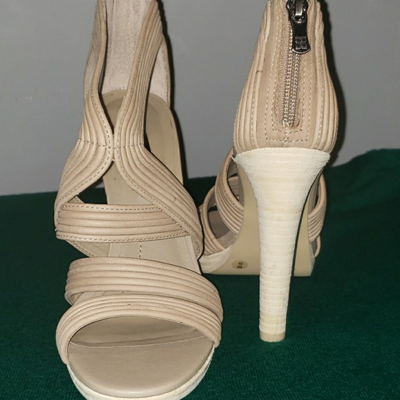 Shoes - Picture 8 of 8